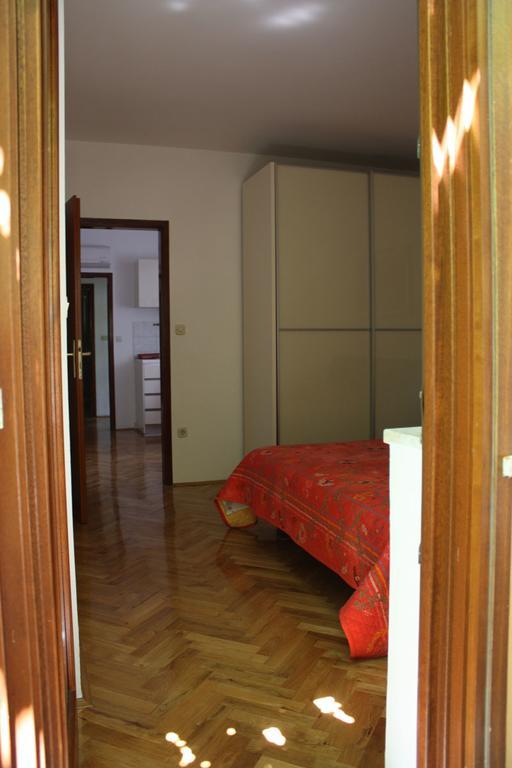 Villa Dolores Ровин Екстериор снимка